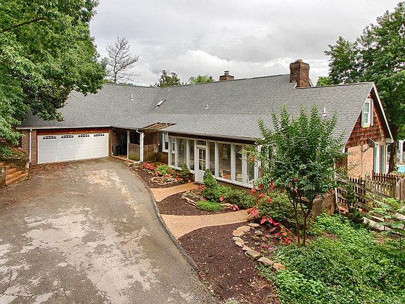 4th image of 9027 Hunter Valley Ln