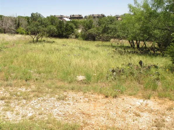 115 Carnoustie Dr, Graford, TX 76449