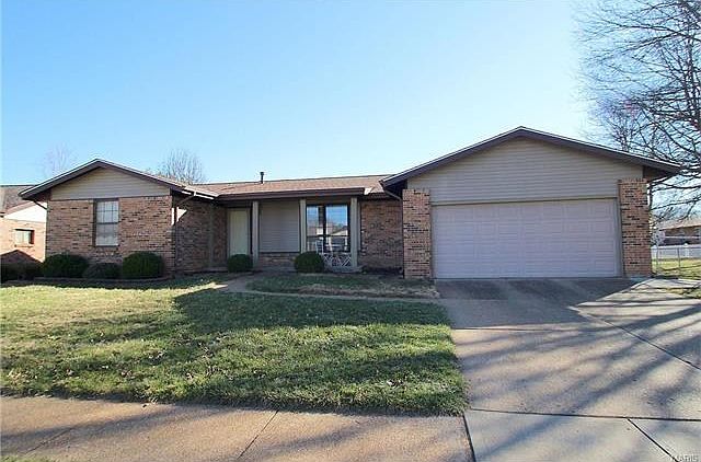 Maintenance free exterior plus a brand new roof!