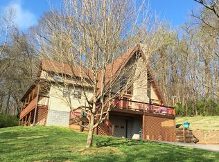 3864 Quarry Rd, Louisville, TN 37777