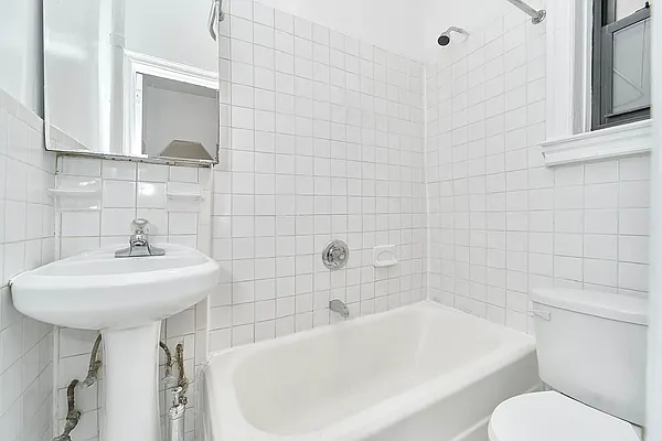 Rented by Living New York | media 10