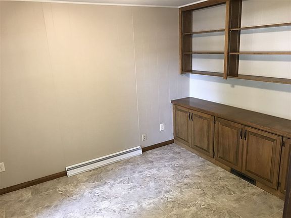 Main floor office/study