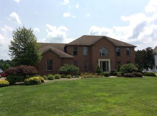 7060 Saint Ursula Dr, Canfield, OH
