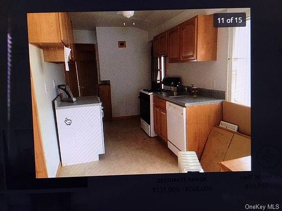 3rd image of 61B Edgewater Park