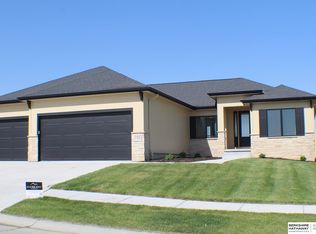 11354 S 191st Ave, Gretna, NE 68028