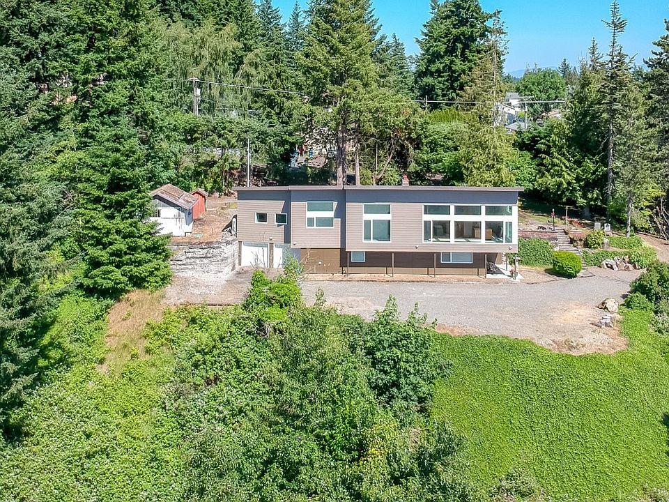 1st image of 324 62nd Ave E