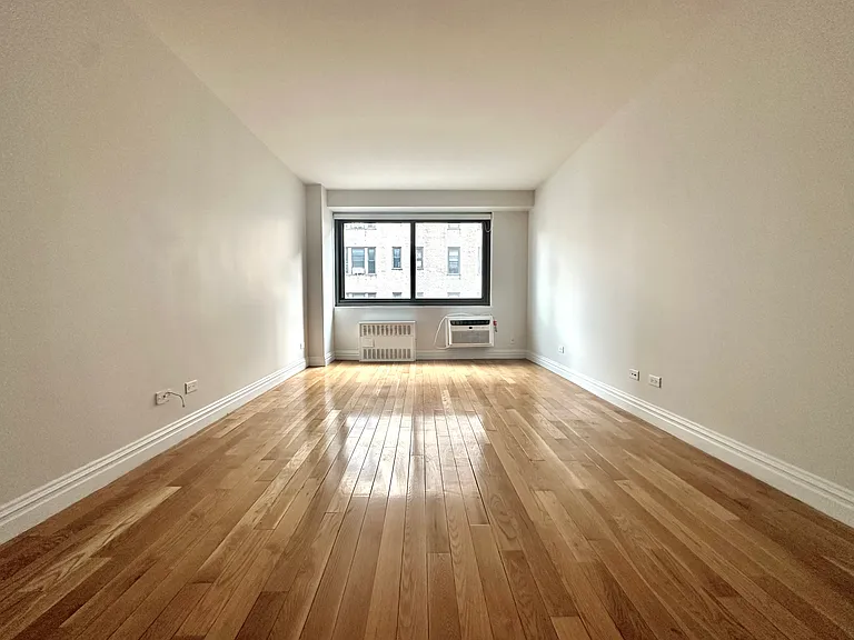 160 W 97th St #11D — Photo 9