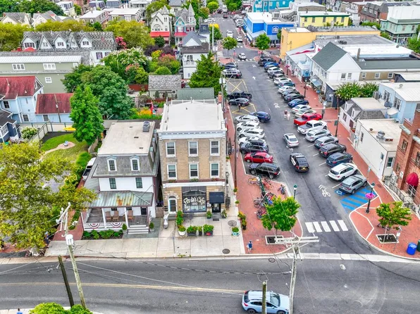 210 Ocean St APT 1, Cape May, NJ 08204