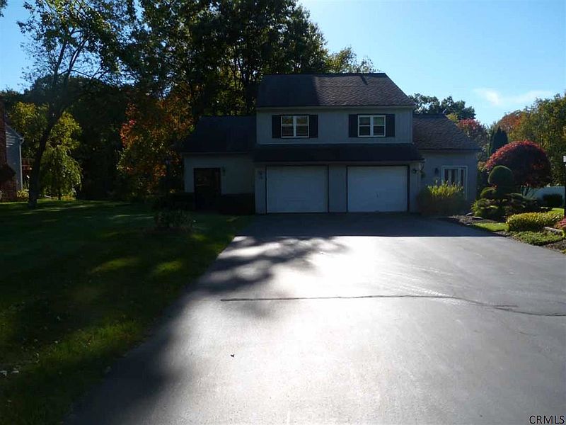 4th image of 24a WOODCLIFFE Drive