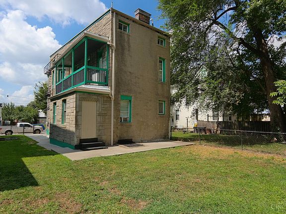 2nd image of 2968 Sidney Ave