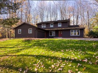 4010 Lander Rd, Orange, OH 44022