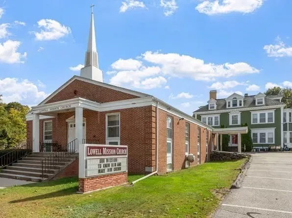 403 Andover St, Lowell, MA 01852