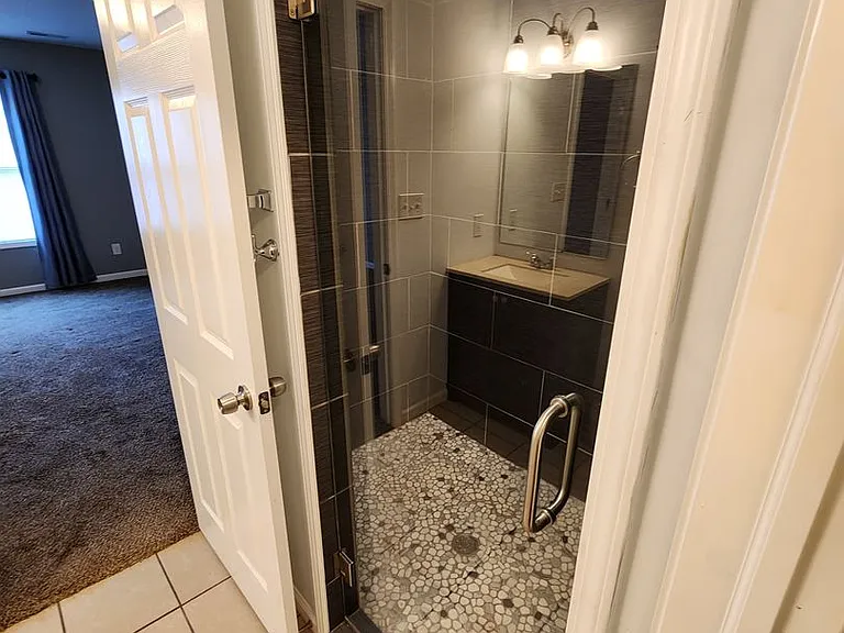 3003 NE Walnut Grove Rd — Photo 17