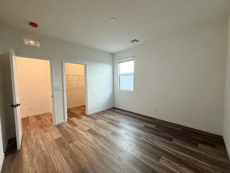3045 Foxtail Hollow Ave — Photo 13