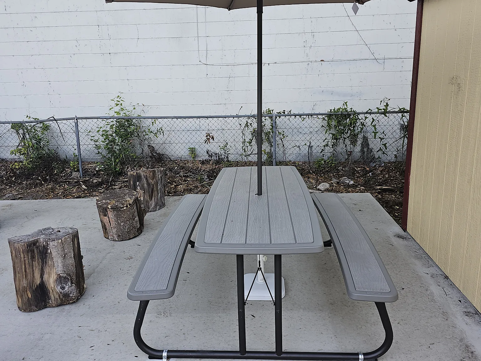 5 bed, 1418 sqft, $1,000 — Photo 3