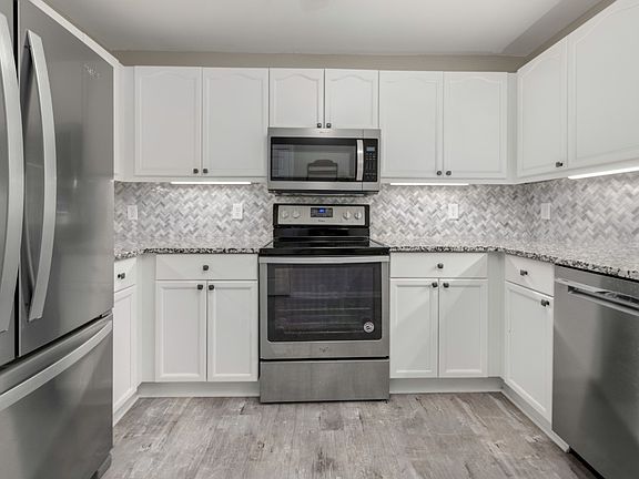 4th image of 23643 Bahama Pt #1235