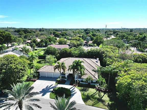 2nd image of 8350 NW 51st Manor