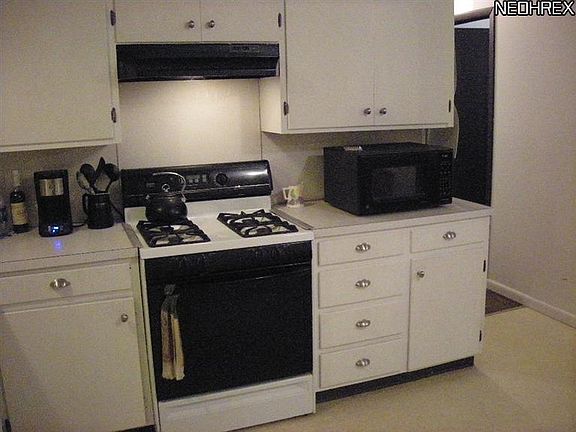 5th image of 654 Kimberly Cir