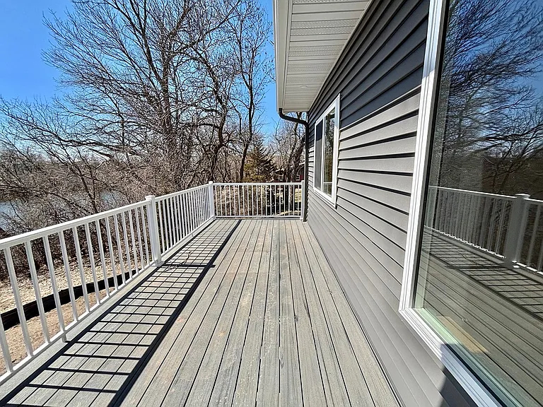 575 Main St W — Photo 13