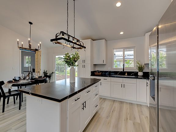 3rd image of 16-2061 Leialoha Dr