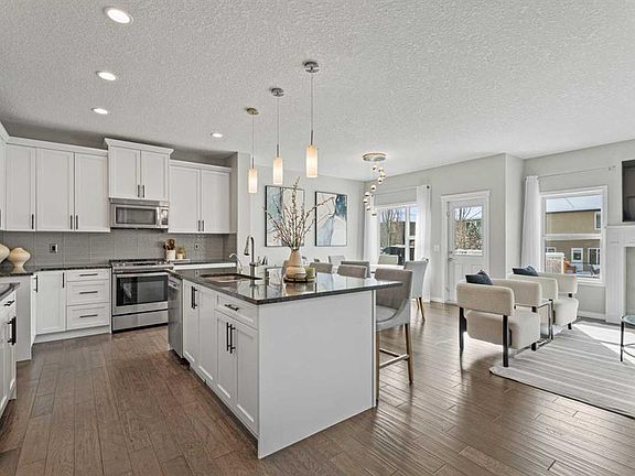 2nd image of 11 N Mount Rae Hts