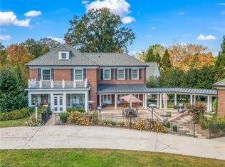 602 Hillcrest Dr, High Point, NC 27262