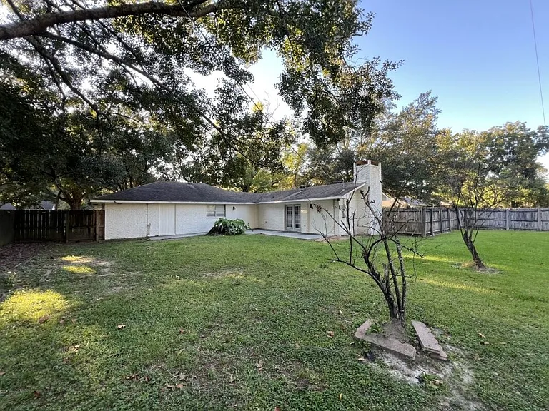 3280 Crestaire Dr — Photo 32