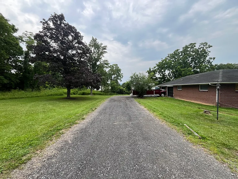 131 Honness Ln #A — Photo 10
