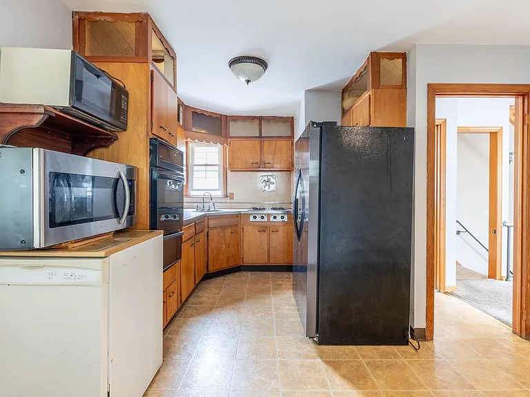 7 Jefferson Ave — Photo 22