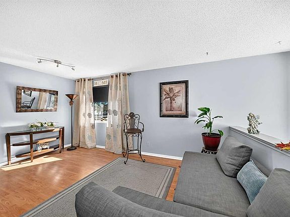 5th image of 159 S Fresno Pl NE