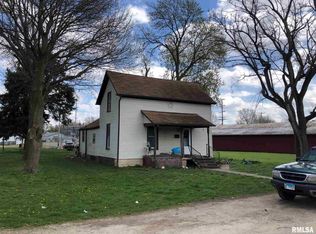108 S Mary St, Assumption, IL 62510