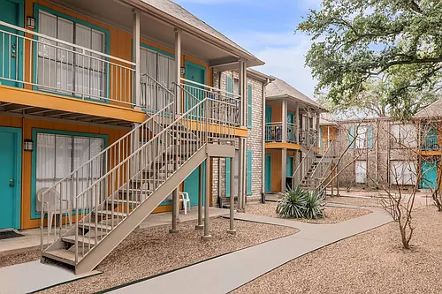 Inglewood Village Apartments Photo 1