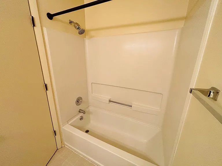 501 Sunridge Dr #K — Photo 8