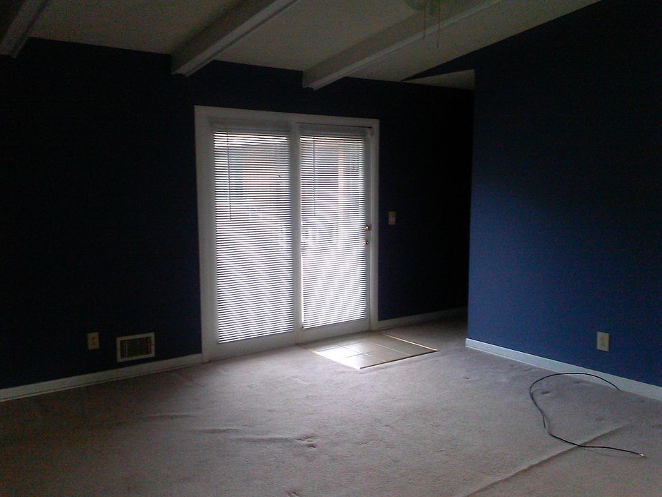 2nd image of 1025 Wedgewood Dr