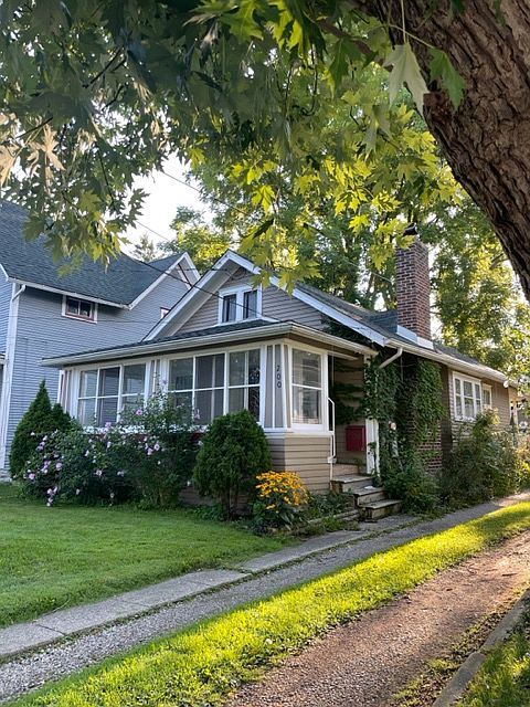 1st image of 200 N Fairview Ave