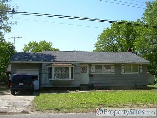 1st image of 140 Haynes Ave