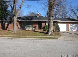 2303 Hale Dr, Alton, IL 62002