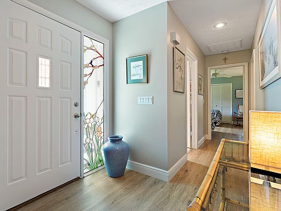 5th image of 12697 SE Pinehurst Ct