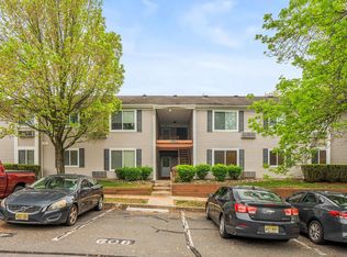 43 Bolton Ct, Somerset, NJ 08873