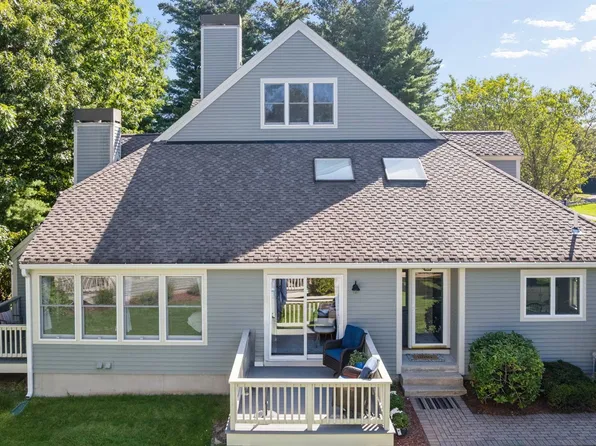 114 Hawthorne Village Road, Nashua, NH 03062