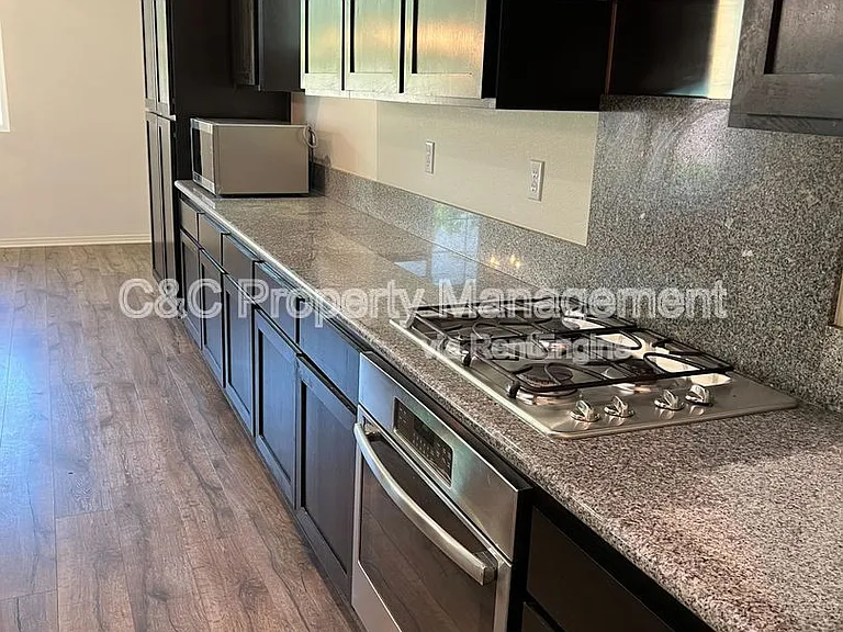 1506 Patterson Ranch Rd — Photo 4