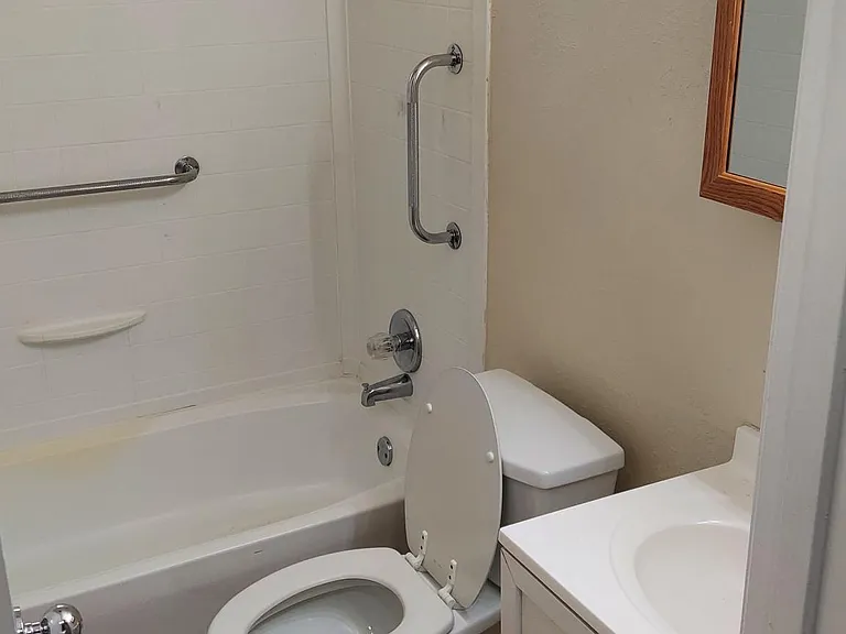 14002 Harbor Dr — Photo 21