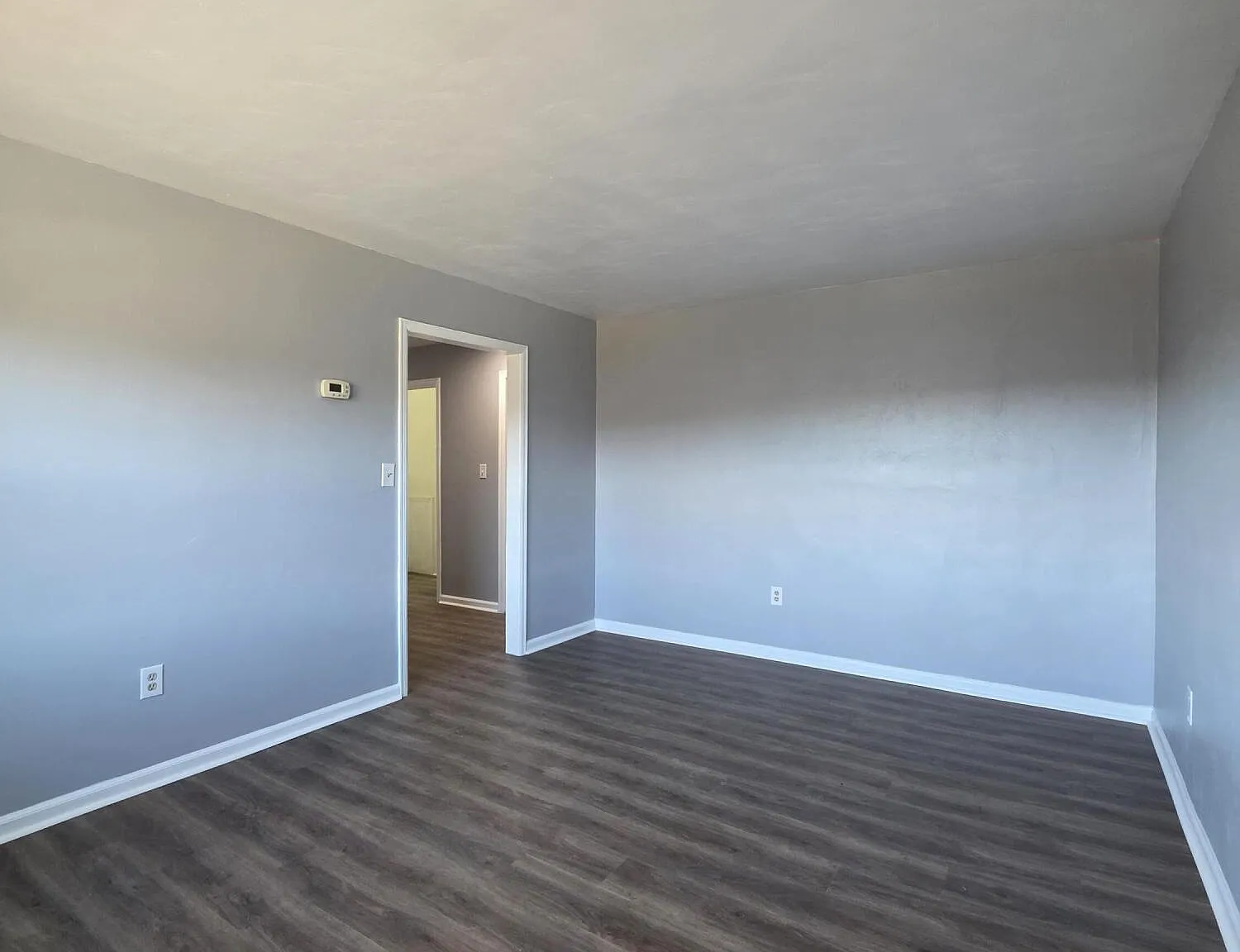 2 bed, 1.0 bath, 950 sqft, $1,295 — Photo 4