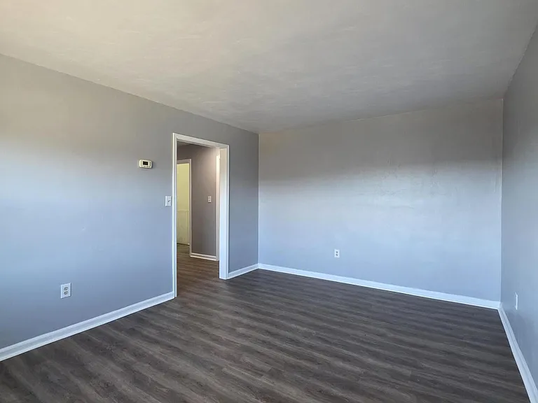 2802 Vinyard Ave NE #2 — Photo 4