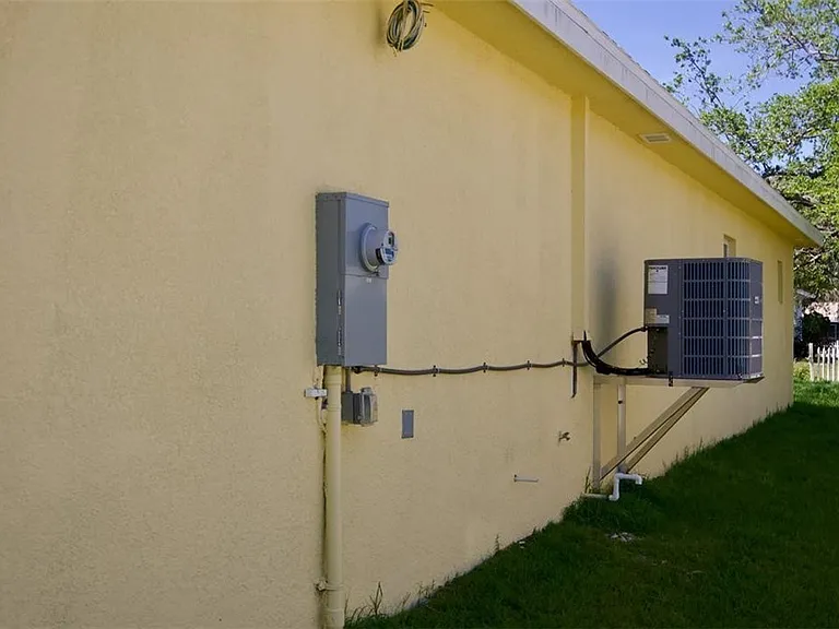 3433 Jeffcott St — Photo 28
