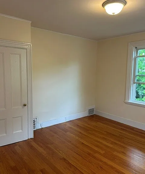 95 Crescent St #95 — Photo 13