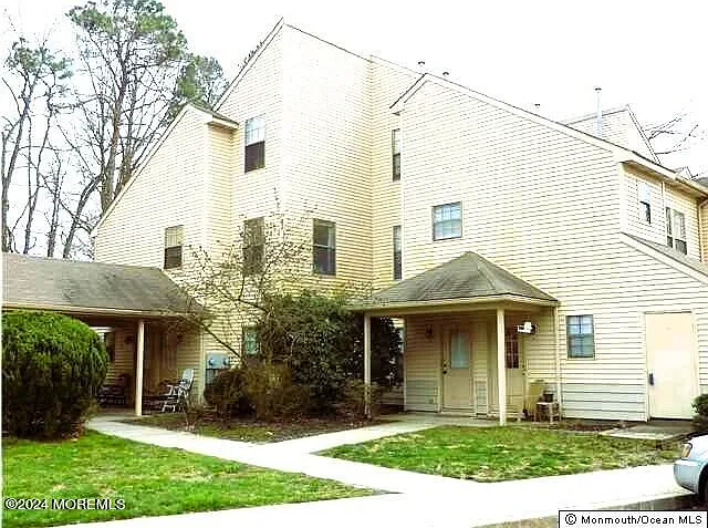 106 Daffodil Dr — Photo 1