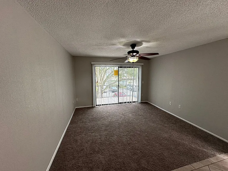 6020 Village Cir — Photo 2