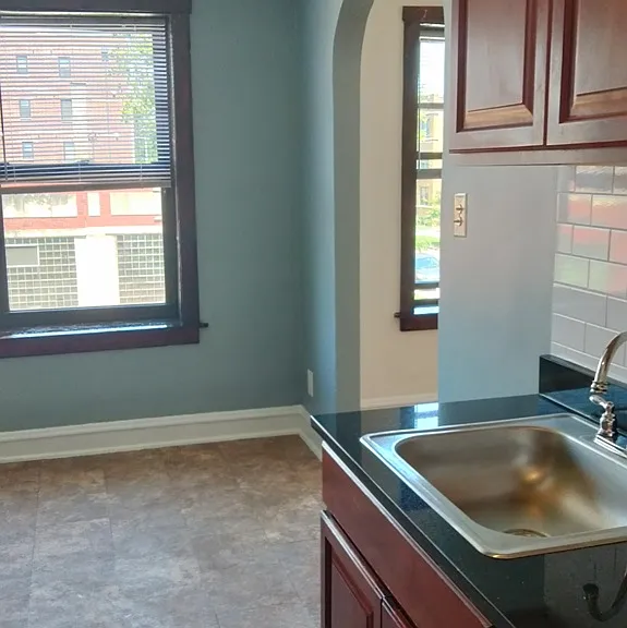 4101 W Belmont Ave #2 — Photo 4