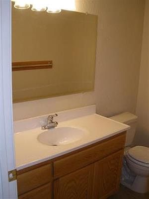 5th image of 290 Beelard Dr APT 3